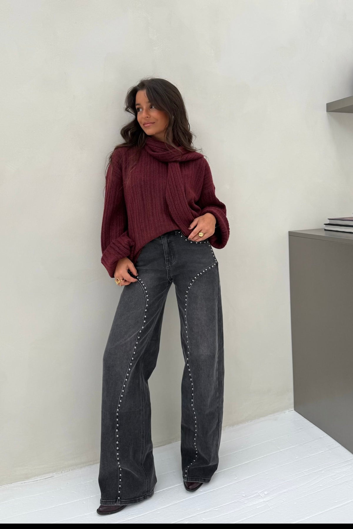 VALERIA | Denim De Tachuelas Negro
