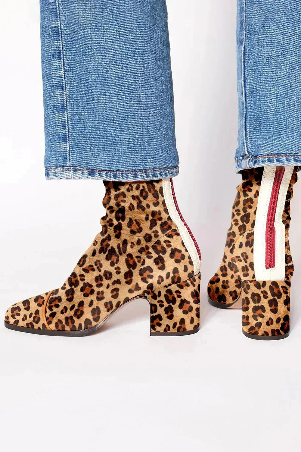 BOTAS CON TACÓN ELEGANTE