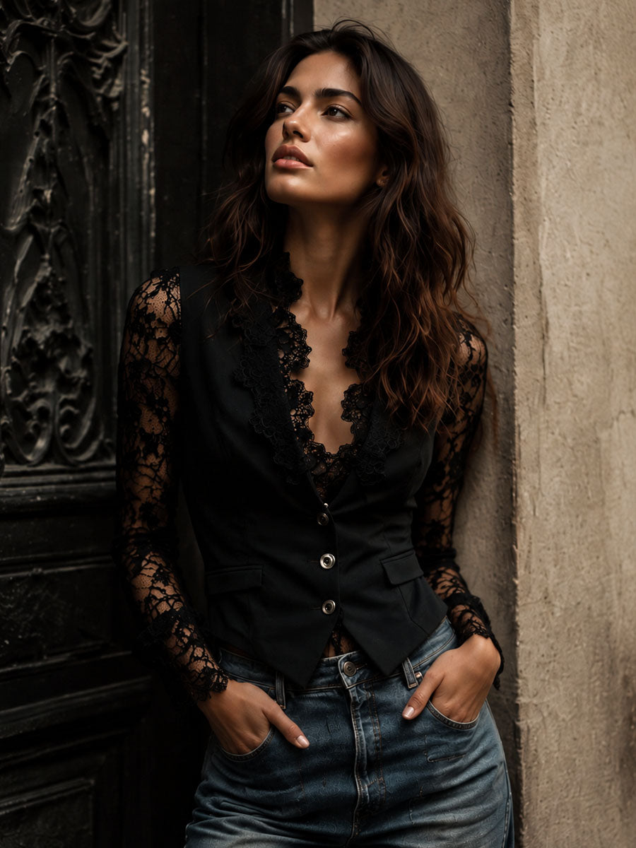 NOEMI | Blazer negro con mangas semitransparentes