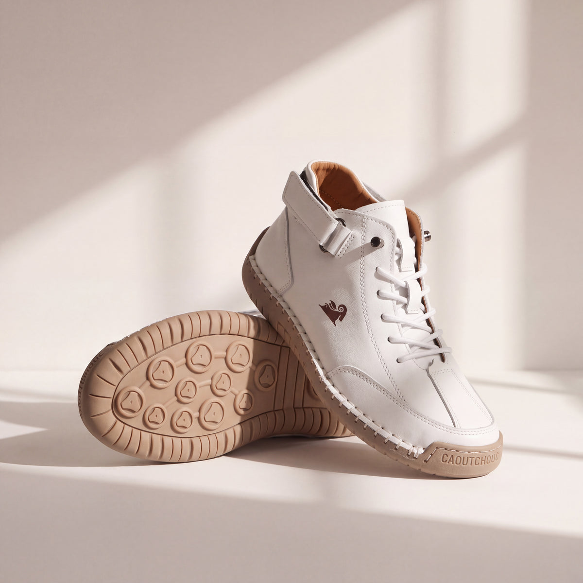 LOLA | Tenis cómodos hasta el tobillo