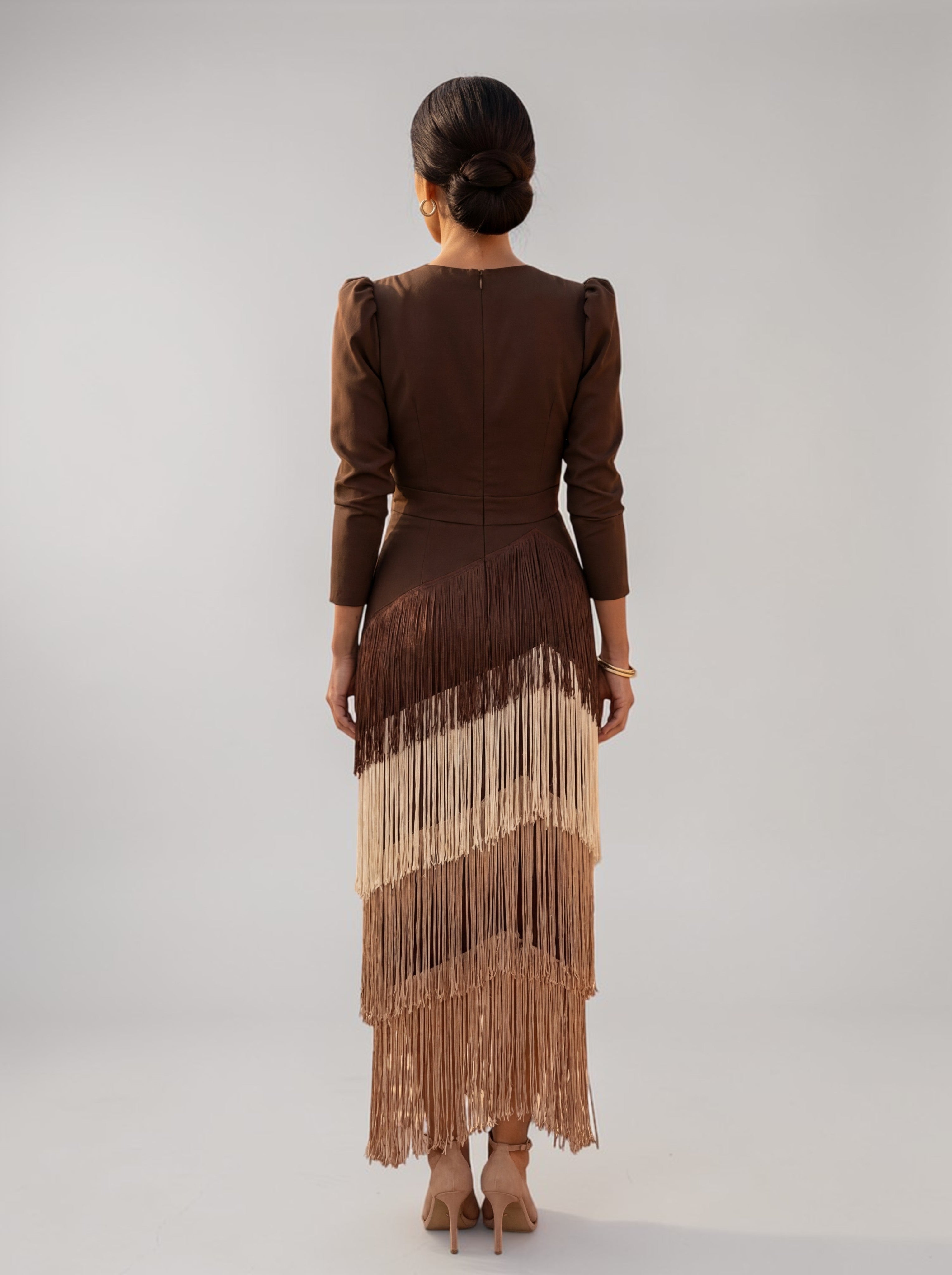 SOFÍA | VESTIDO ELEGANTE CON FLECOS