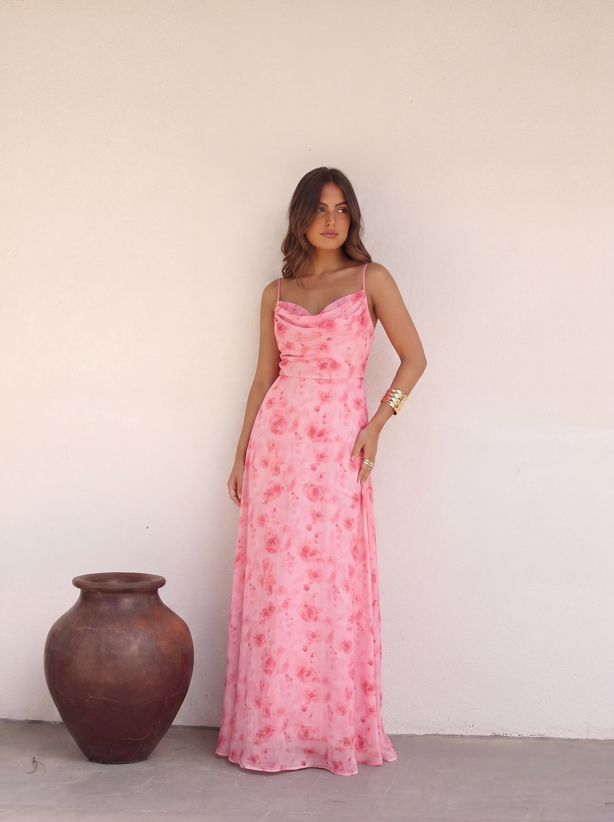 ROSALIA | Vestido Largo Rosa de Tirantes Finos Floral