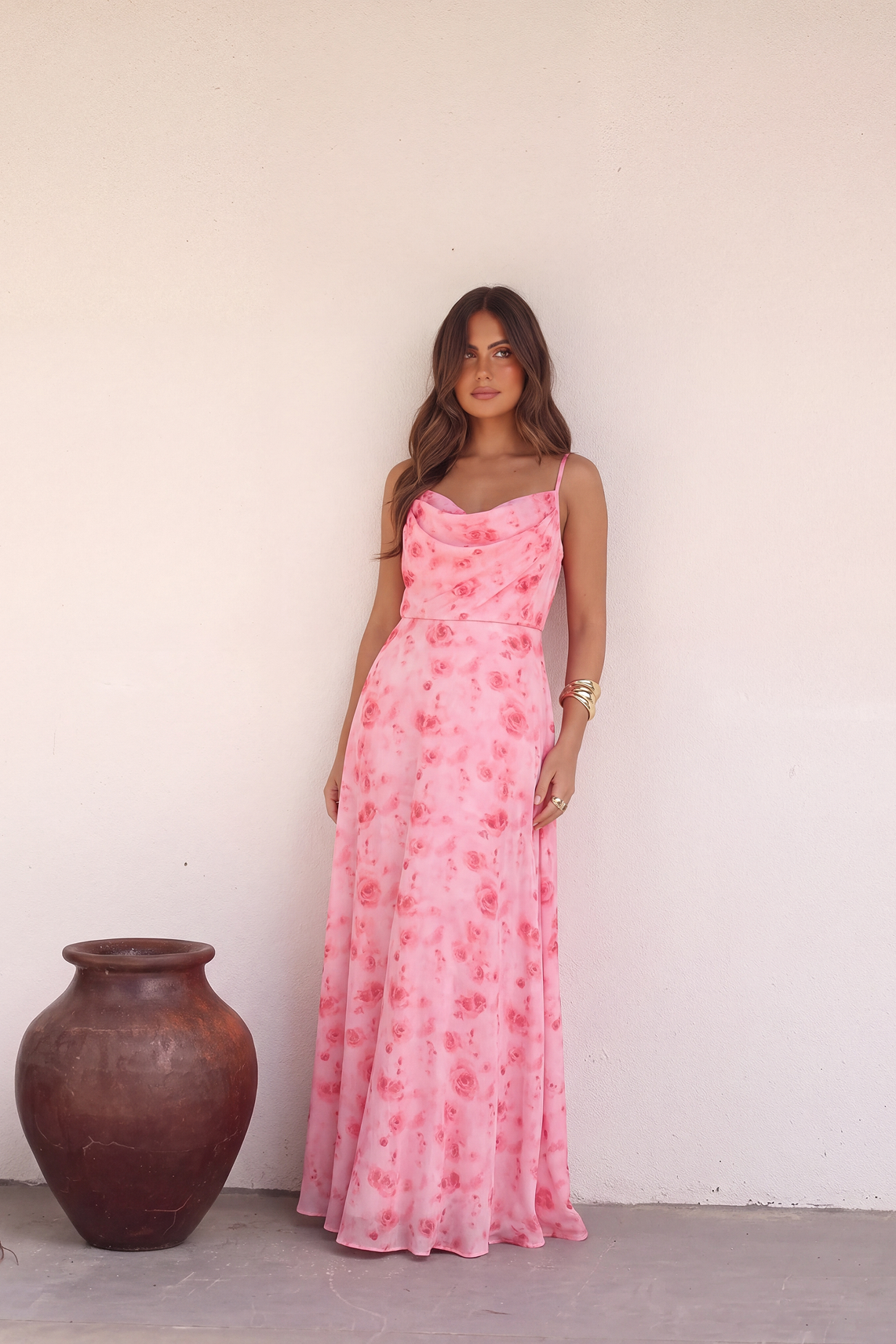 ROSALIA | Vestido Largo Rosa de Tirantes Finos Floral